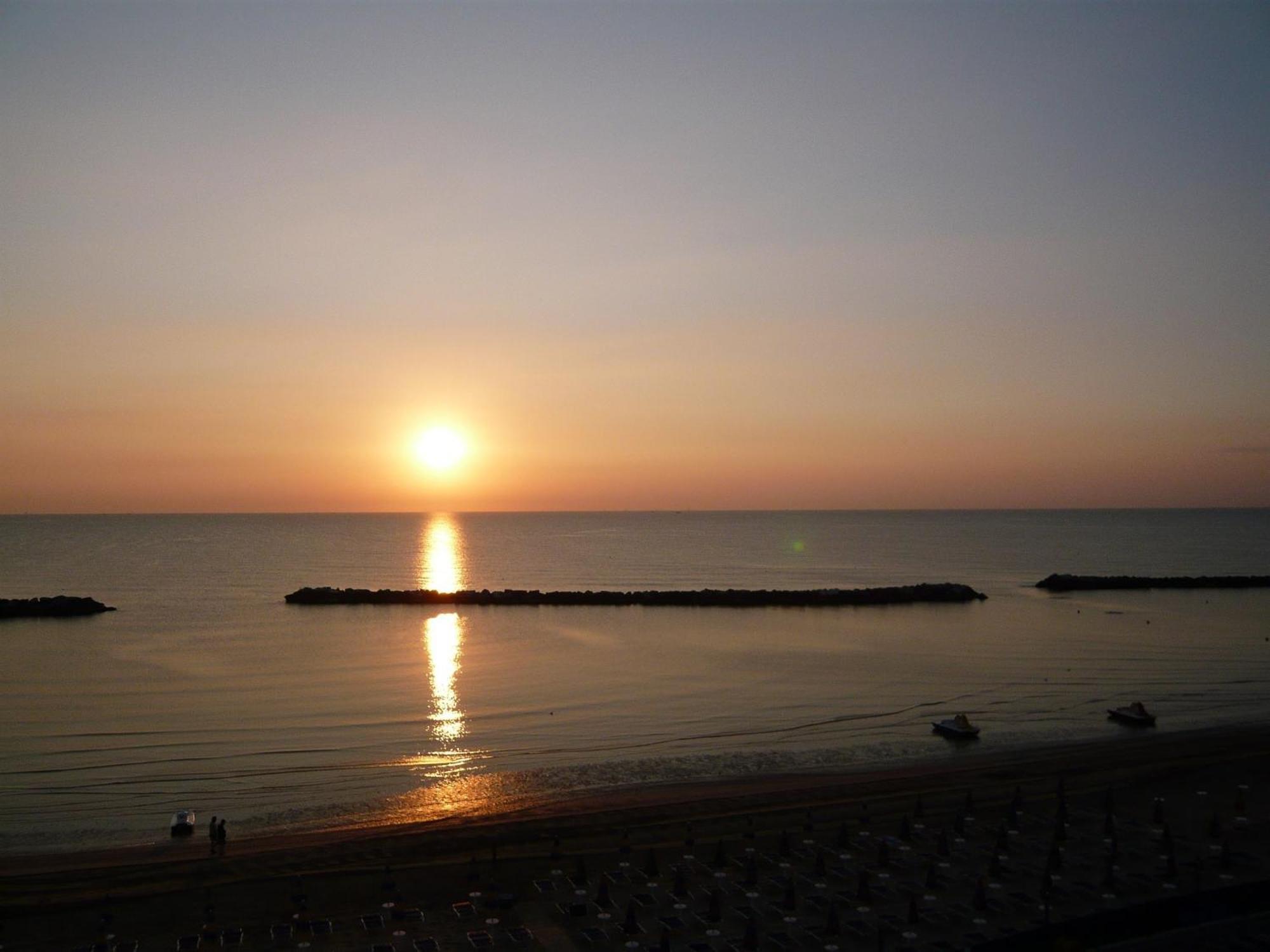 Hotel Welt Gatteo a Mare Luaran gambar